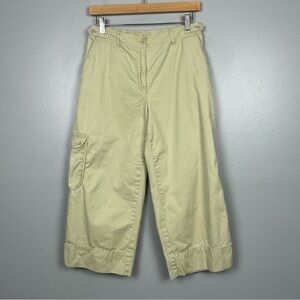 J.Jill 109% cotton cargo khaki capri length pants, size 6.